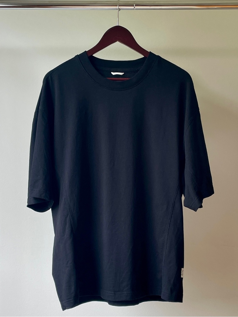 Discontinued Reigning Champ Midweight Jersey 97 Relaxed T-Shirt in Black